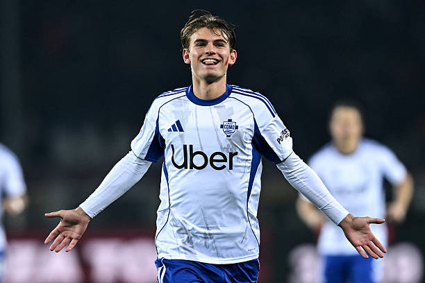Ảnh bài viết Real trao quyền cho Mourinho định đoạt vụ Nico Paz