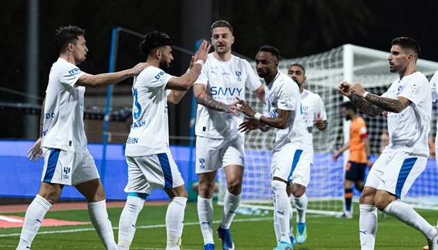Ảnh bài viết Thắng Al Fayha, Al Hilal vẫn ngậm ngùi nhìn Al Nassr vô địch