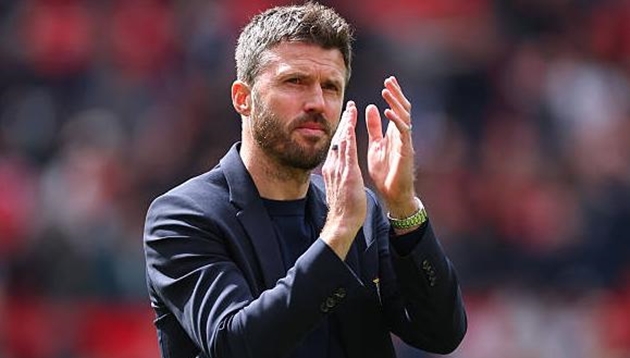 Michael Carrick nhiều khả năng sẽ ký hợp đồng chính thức với Manchester United.