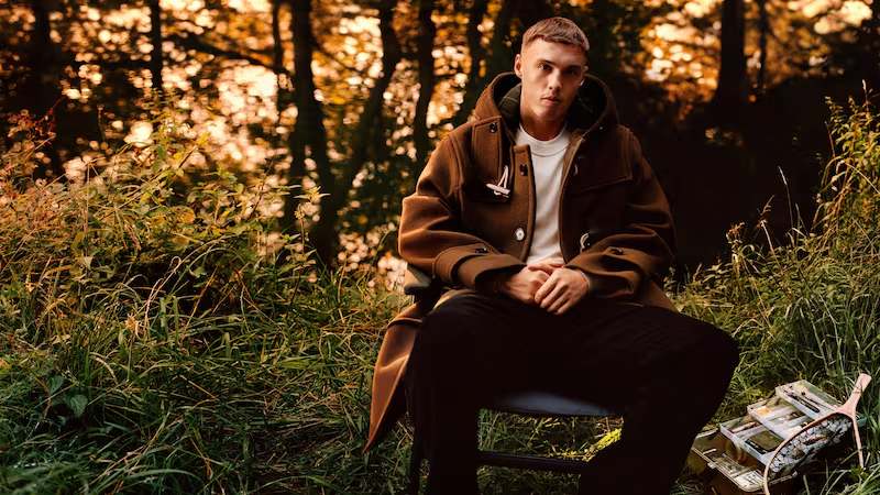Ảnh bài viết Sức hút phía sau chiếc áo hoodie rộng thùng thình của Cole Palmer
