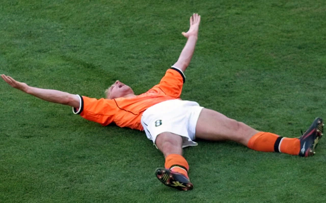 Bergkamp và giấc mơ dang dở.
