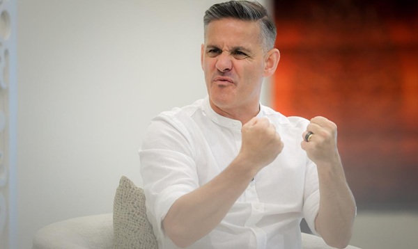 John Herdman quyết định dùng cầu thủ nội ở AFF Cup.