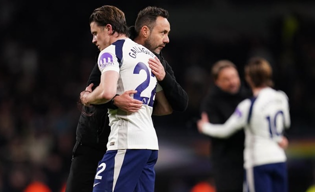 Ảnh bài viết Gary Neville gọi mùa giải của Tottenham là thảm họa
