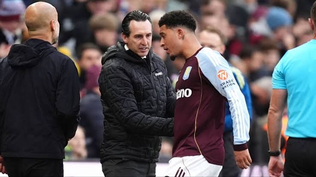Ảnh bài viết Vì sao Unai Emery lưỡng lự việc giữ chân Jadon Sancho?