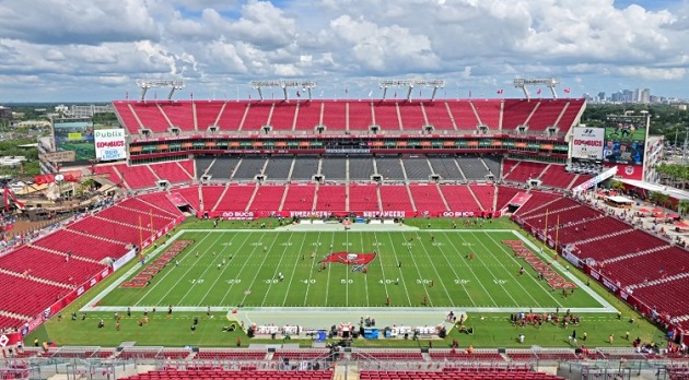 Sân Raymond James ở Tampa đang trong tình trạng ế vé.