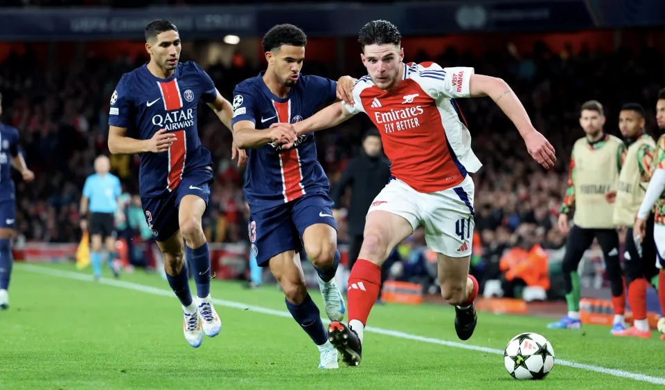 Ảnh bài viết 3 trận thua chung kết rèn giũa bản lĩnh thép cho Declan Rice