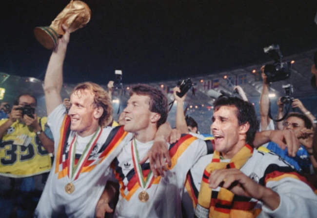 Ảnh bài viết Lịch sử World Cup 1990: Sự phục hận của người Đức; Thuyền trưởng Beckenbauer ghi dấu ấn