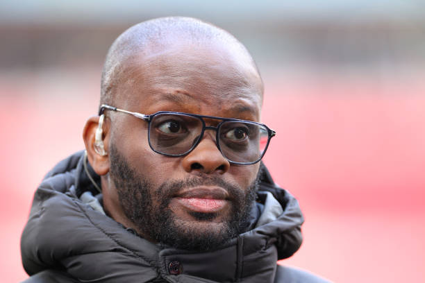 Ảnh bài viết Liverpool sa sút, Saha khuyên Man Utd chớp thời cơ vươn lên