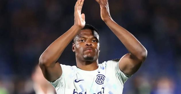 Real hoàn tất thương vụ Denzel Dumfries.