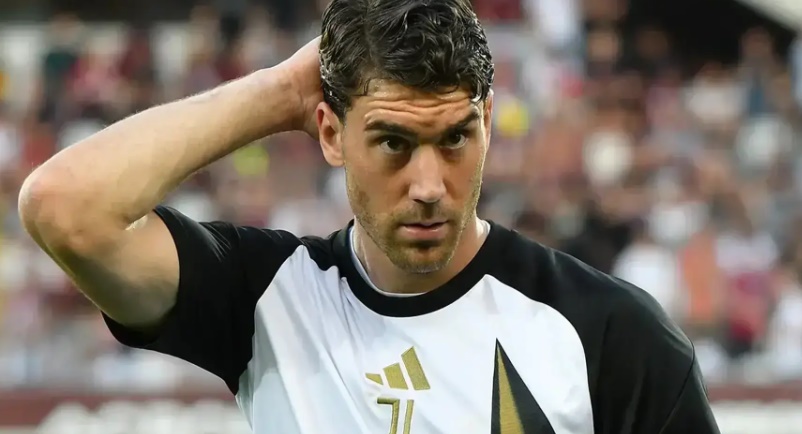 Ảnh bài viết Vì sao Juventus chấp nhận mất trắng Dusan Vlahovic?