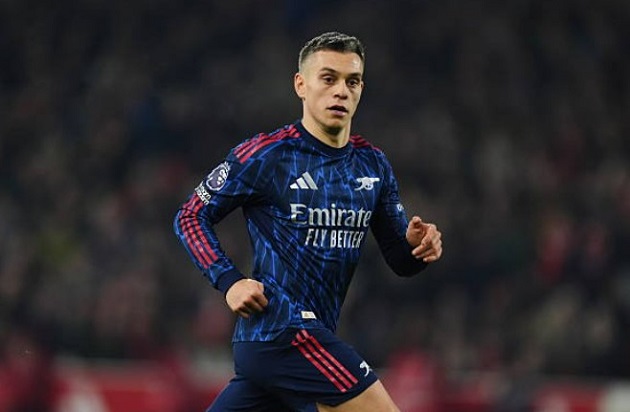 Ảnh bài viết Besiktas hỏi mua Trossard của Arsenal