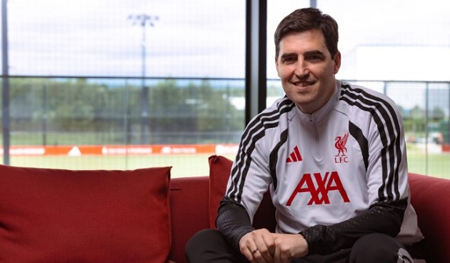 Ảnh bài viết Richard Hughes đạo diễn cuộc cải tổ ghế nóng tại Liverpool