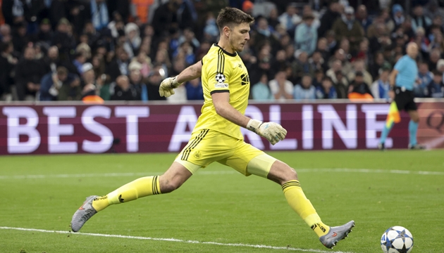 Ảnh bài viết Leeds United và Ipswich Town tranh Nick Pope từ Newcastle
