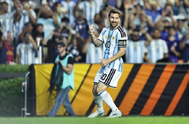 Ảnh bài viết Argentina phát đi cảnh báo World Cup nhờ cú hích Messi