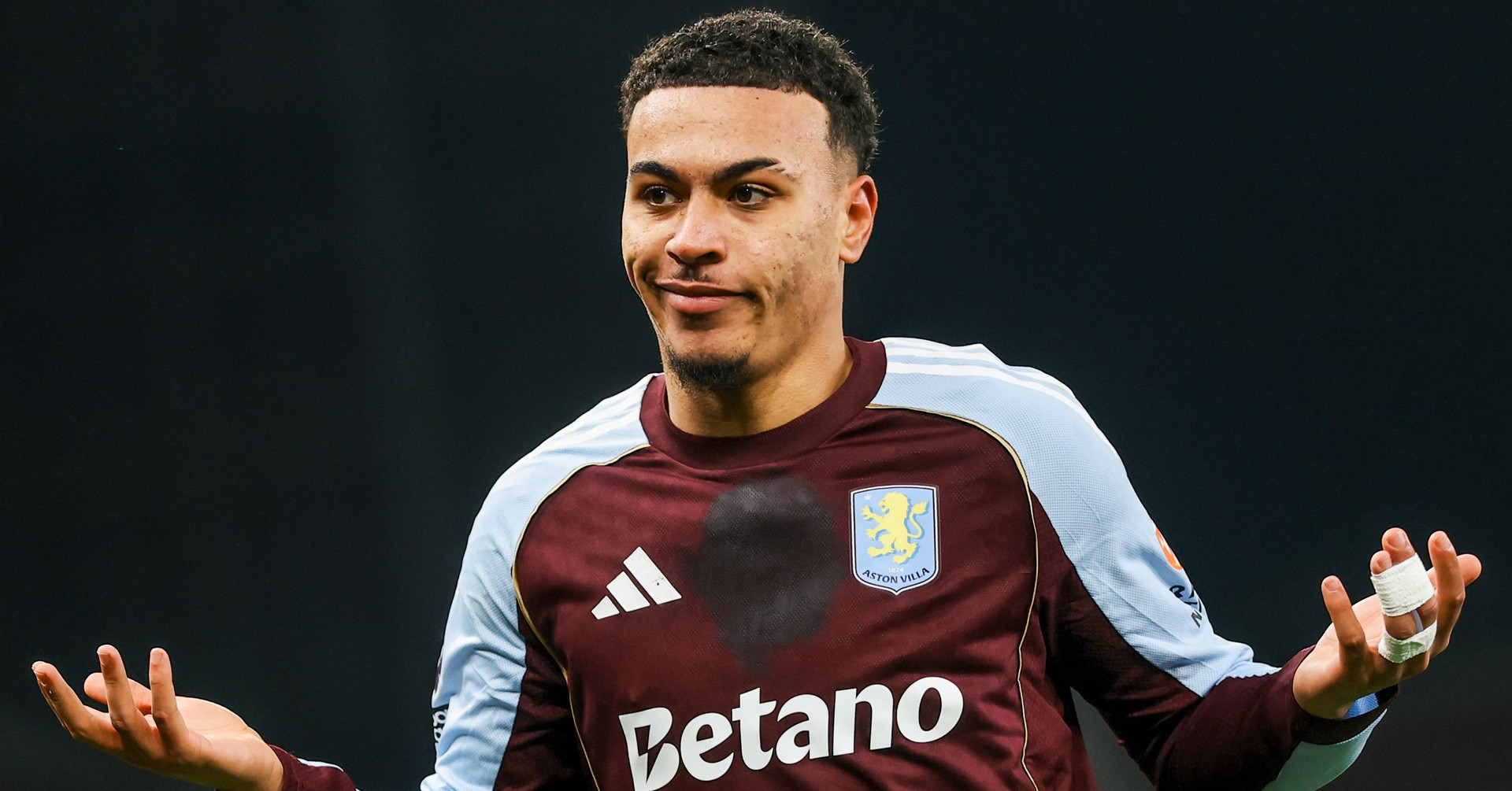 Ảnh bài viết Morgan Rogers yêu cầu rời Aston Villa để gia nhập Arsenal