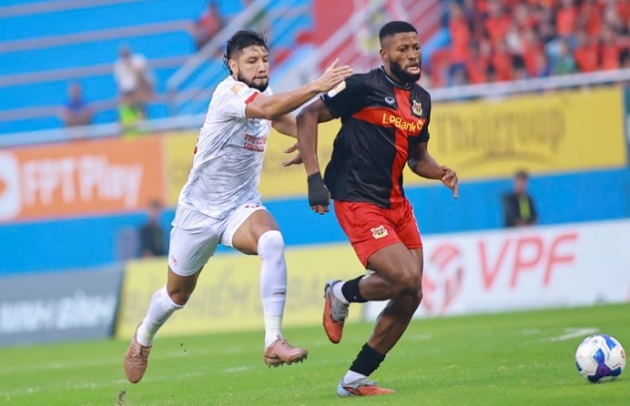 Ảnh bài viết Ninh Bình thay máu ngoại binh để đua vô địch V-League