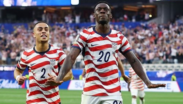 Đội tuyển Mỹ khởi đầu World Cup tưng bừng bằng chiến thắng 4-1 trước Paraguay.