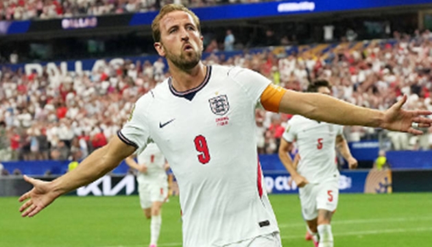 Harry Kane (8.5 điểm): Lập cú đúp với pha đánh đầu dũng mãnh và quả phạt đền thành công ở lần sút lại. Hoàn thành xuất sắc nhiệm vụ của một chân sút chủ lực.