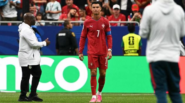 Ảnh bài viết Cristiano Ronaldo là rào cản cho sự sáng tạo của Bồ Đào Nha?