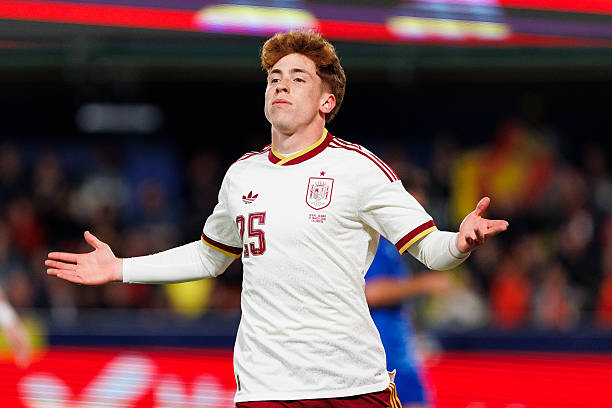 Victor Munoz gây ấn tượng ở Osasuna.