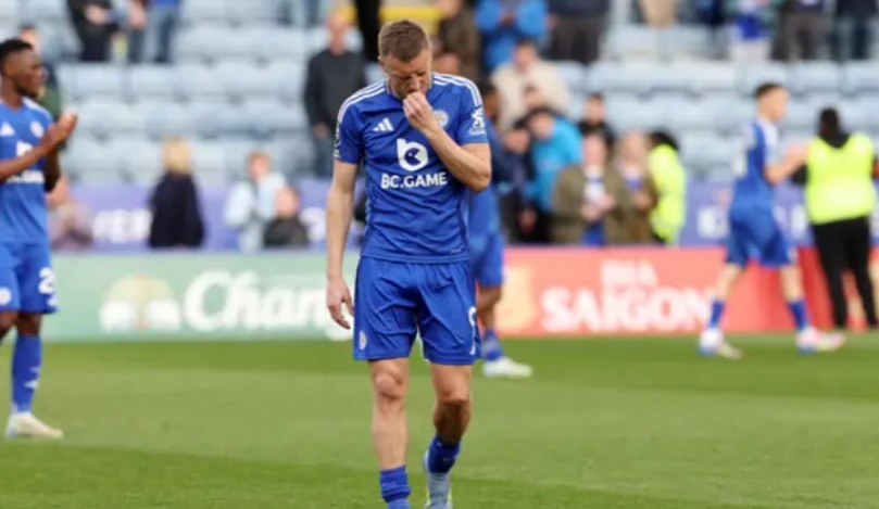 Ảnh bài viết Người hâm mộ “sốc toàn tập” với bài đăng của Leicester sau khi chính thức rớt hạng