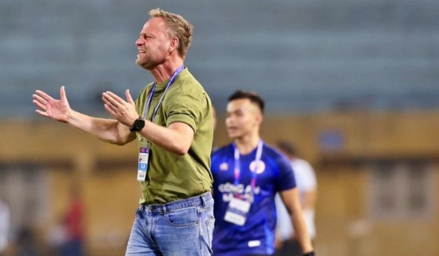 Ảnh bài viết CLB CAHN đối mặt thách thức về lực lượng