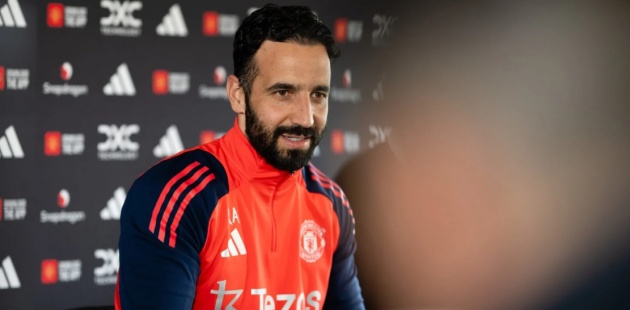 Ảnh bài viết Ryan Giggs chỉ rõ những yếu tố để Amorim thành công ở MU