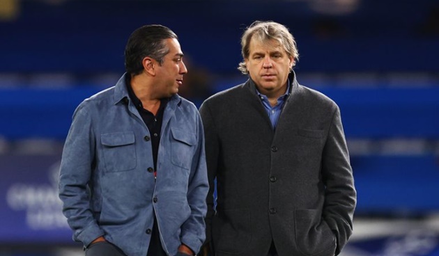 Ảnh bài viết Chelsea quyết giữ HLV Rosenior sau mùa giải thành công