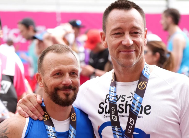 Ảnh bài viết John Terry được vợ tưởng thưởng sau nỗ lực ở giải London Marathon