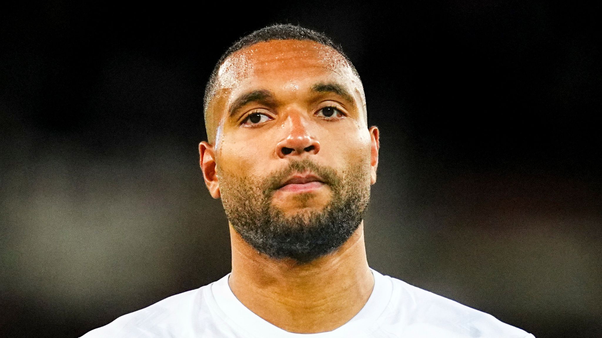 Ảnh bài viết Chuyển nhượng tối 1/5: Man United quan tâm Tah; Man City cạnh tranh Liverpool vì Kerkez