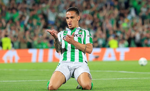 Ảnh bài viết De Gea bất lực, Antony cùng đồng đội đặt một chân vào chung kết Conference League