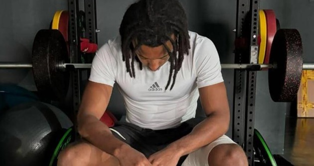 Ảnh bài viết Jules Kounde lên tiếng sau chấn thương gân kheo, lỡ hẹn trận gặp Inter và El Clasico