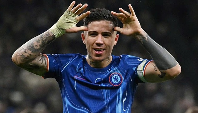 Ảnh bài viết Chuyển nhượng sáng 2/5: Chelsea không bán Enzo Fernandez; Arsenal cạnh tranh vì N'Dicka