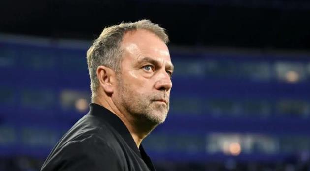 Ảnh bài viết Hansi Flick bị chỉ trích vì một quyết định thay người trong trận gặp Real Valladolid