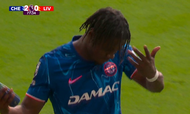 Ảnh bài viết CĐV Liverpool chế giễu Romeo Lavia