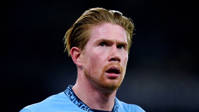Ảnh bài viết Jamie O’Hara khuyên Arsenal và MU chiêu mộ 2 huyền thoại Premier League