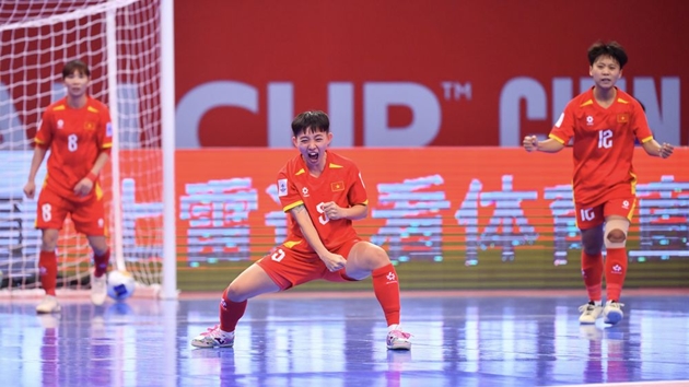 Ảnh bài viết Rượt đuổi kịch tính, Việt Nam ra quân thuận lợi tại VCK Futsal nữ châu Á