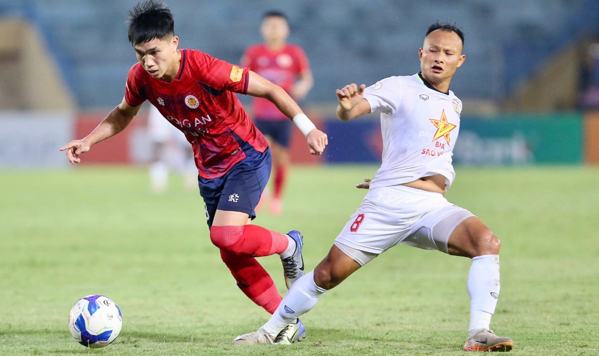 Ảnh bài viết CAHN hòa Hà Tĩnh, CĐV không hài lòng