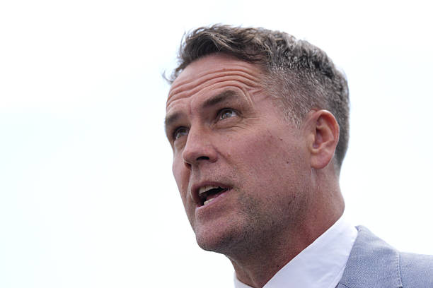 Ảnh bài viết Michael Owen nói rõ lý do Alexander-Arnold bị la ó ở Anfield