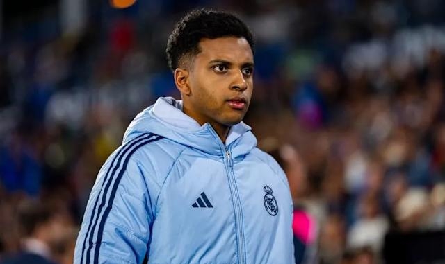 Ảnh bài viết Rodrygo rút khỏi buổi tập, tương lai tại Real bị bỏ ngỏ