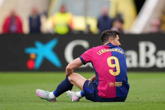 Lewandowski chấn thương mang tới hung tin cho Barcelona.