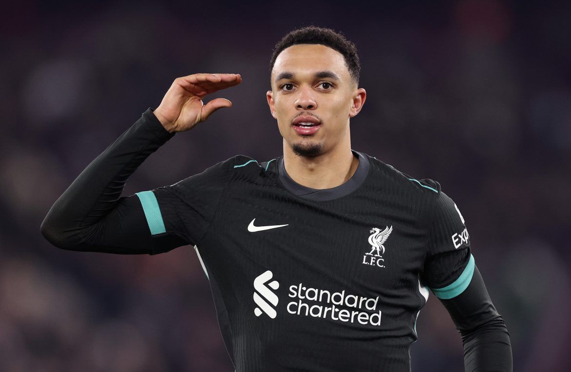 Ảnh bài viết Salah bảo vệ Alexander-Arnold trước làn sóng chỉ trích từ CĐV Liverpool
