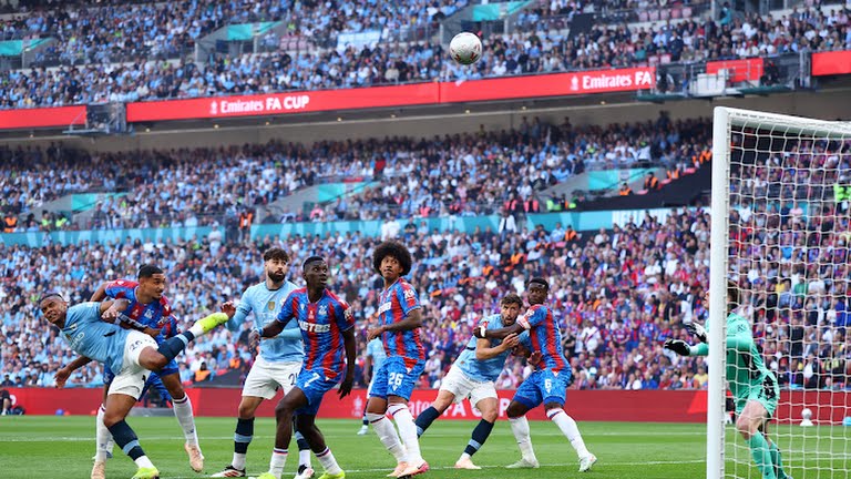Ảnh bài viết Man City 0-1 Palace: Bàn mở tỉ số bước ngoặt; Đẳng cấp Dean Henderson